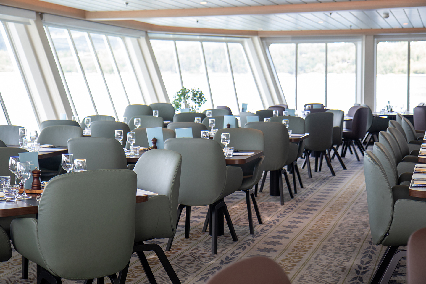 Stressless Bay dining chair onboard Hurtigruten
