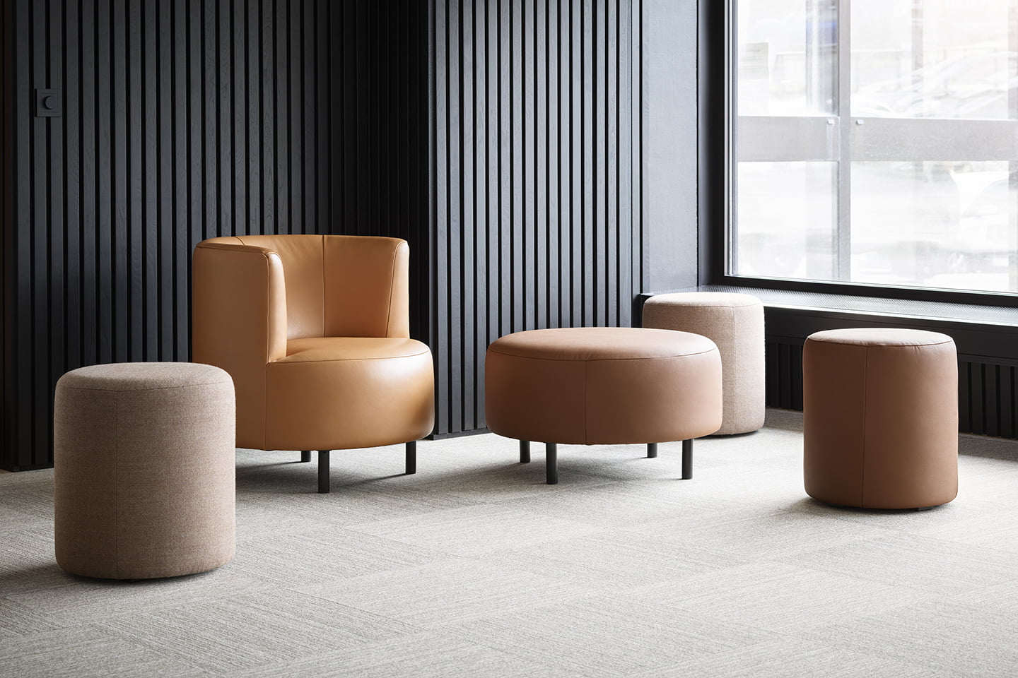 Ideal Rondo poufs