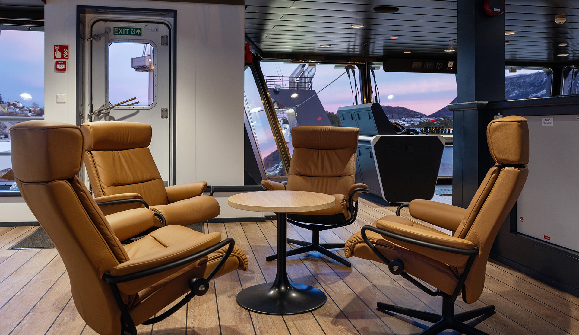 Stressless Tokyo placed in wheelhouse on board an offshore vessel