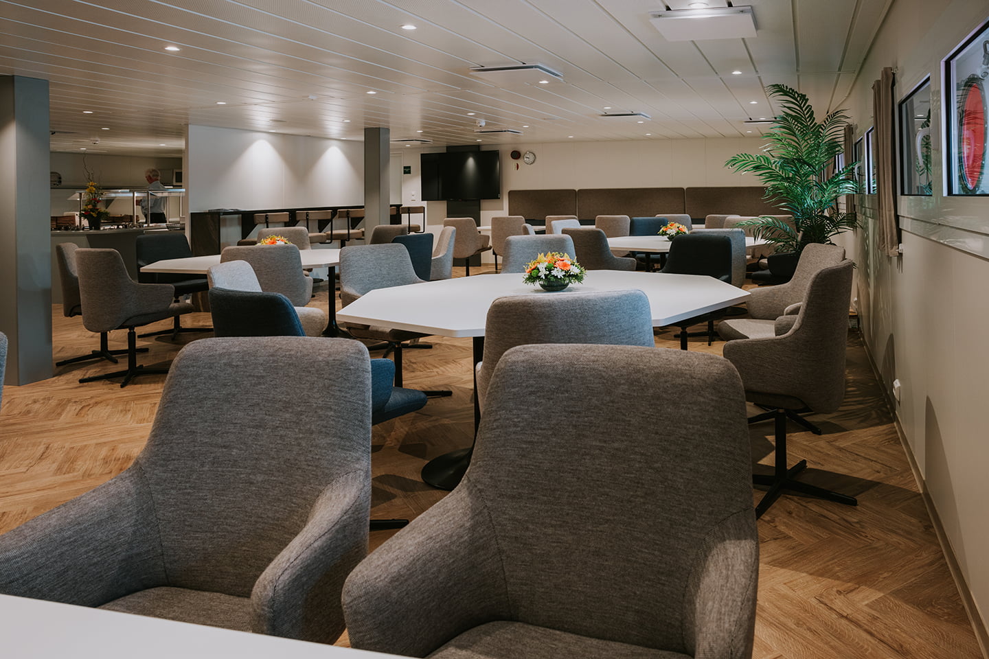 Stressless Dining chairs on board Nordwind Gale