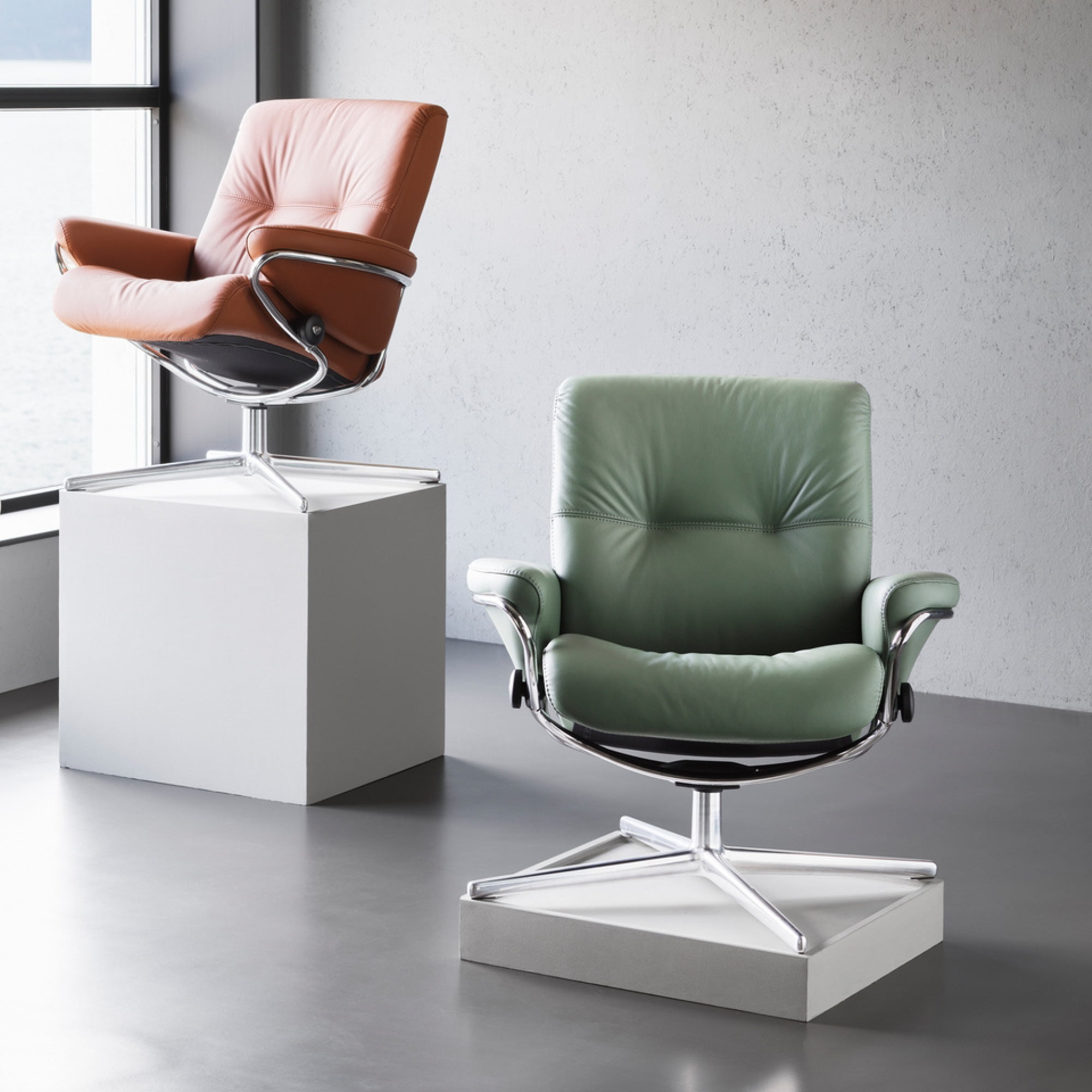 Stressless Berlin low back recliners