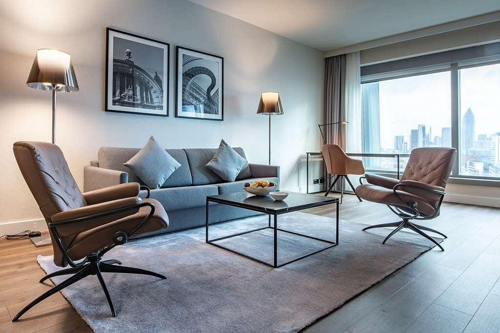 Radisson presidential suite with Stressless chairs
