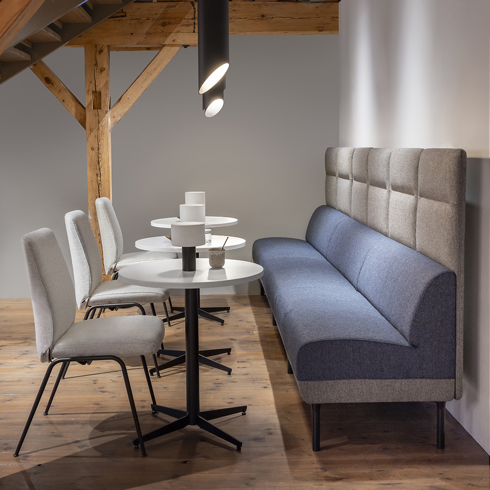 Ekornes Frende modular sofa with Stressless dining chairs