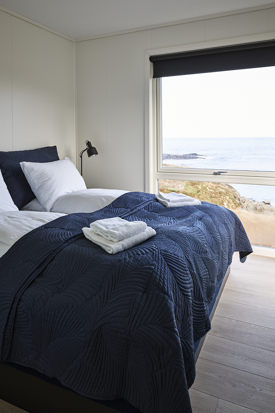 Svane bed in bedroom at Runde